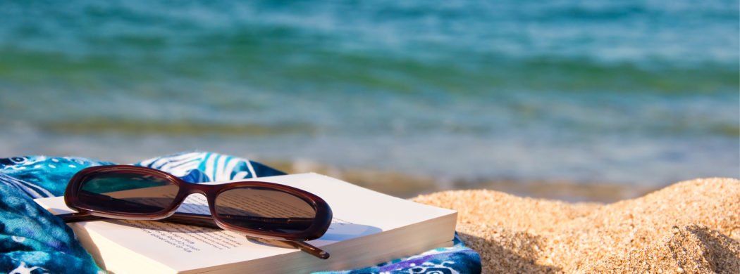Become a better leader - read books on leadership - FRONT Leadership